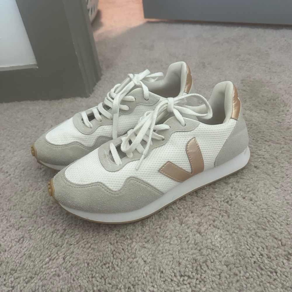 Veja Sneakers